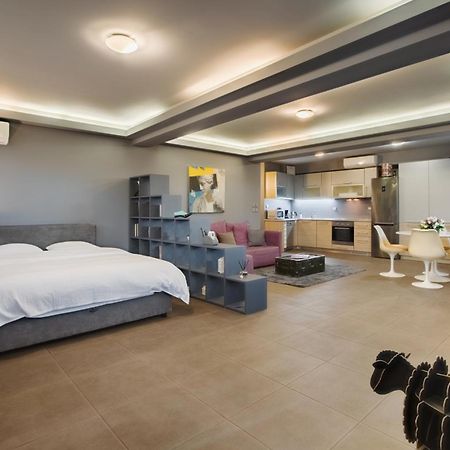 Boutique Apartment In Athens Center Экстерьер фото