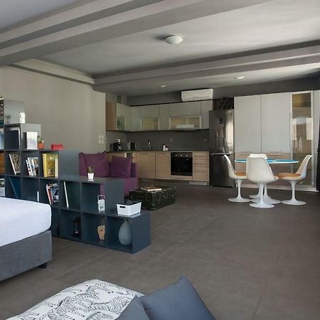 Boutique Apartment In Athens Center Экстерьер фото