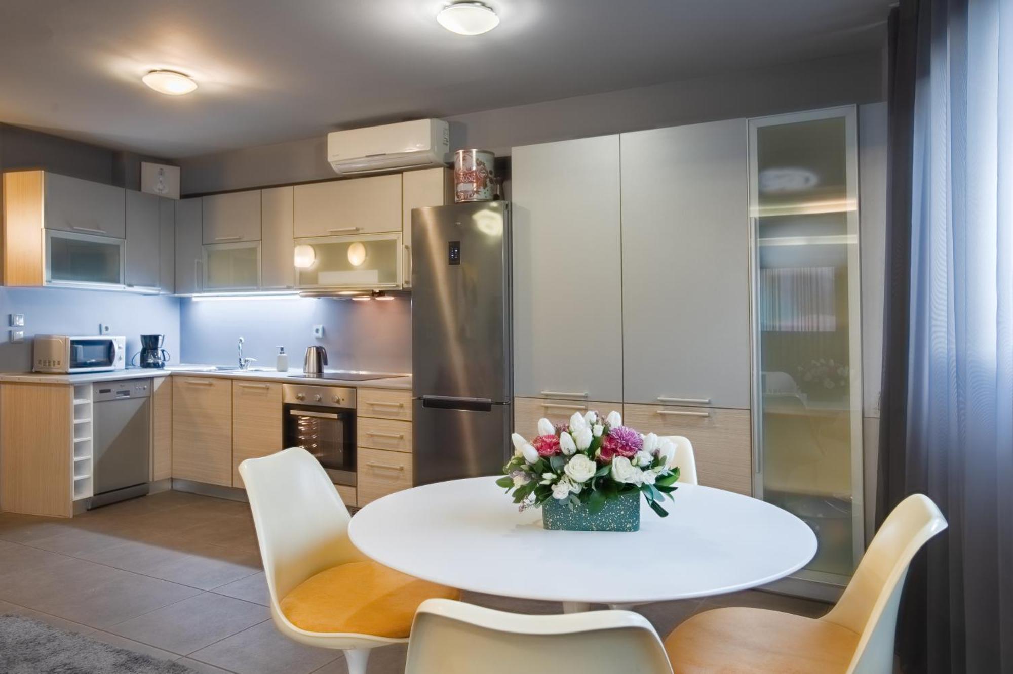Boutique Apartment In Athens Center Экстерьер фото